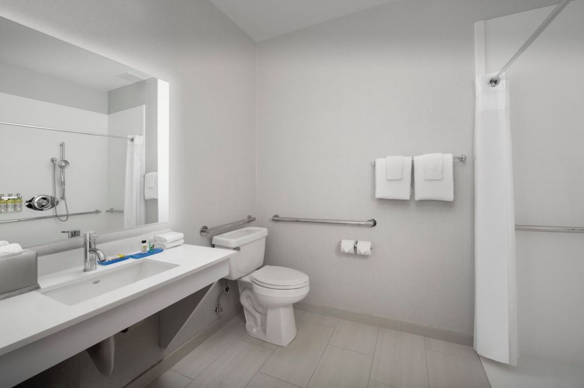 holiday inn express hotel and suites lander by ihg