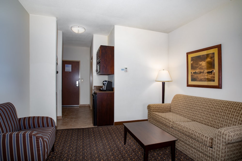 holiday inn express hotel and suites lander by ihg