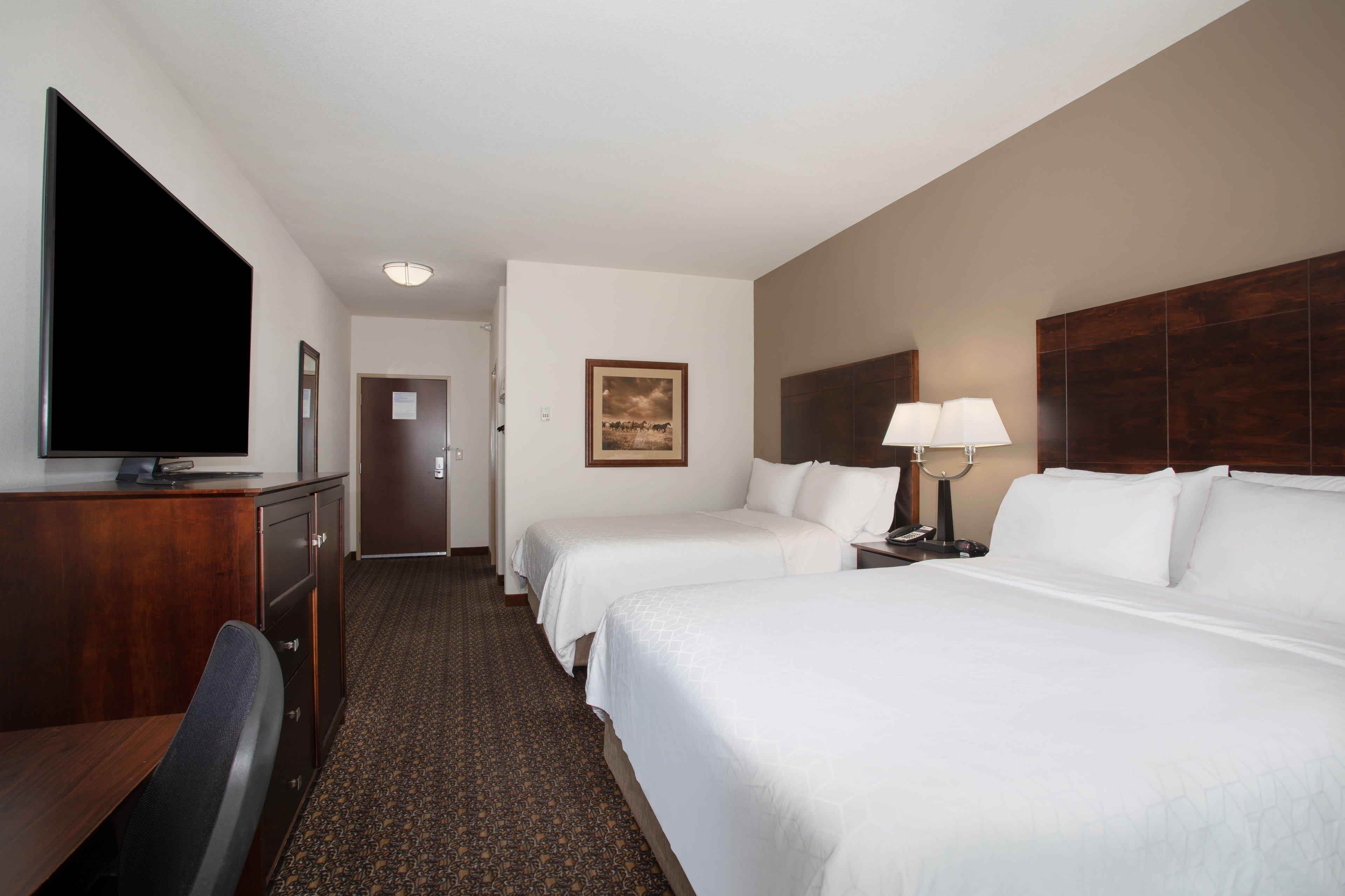 holiday inn express hotel and suites lander by ihg