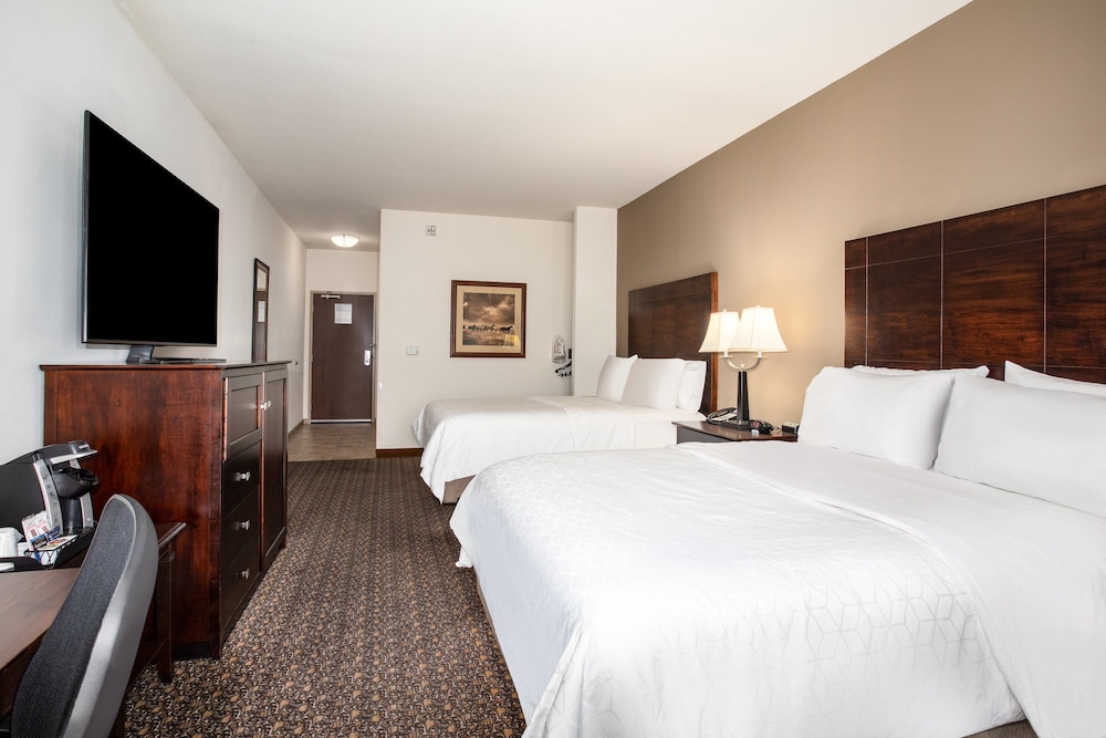 holiday inn express hotel and suites lander by ihg
