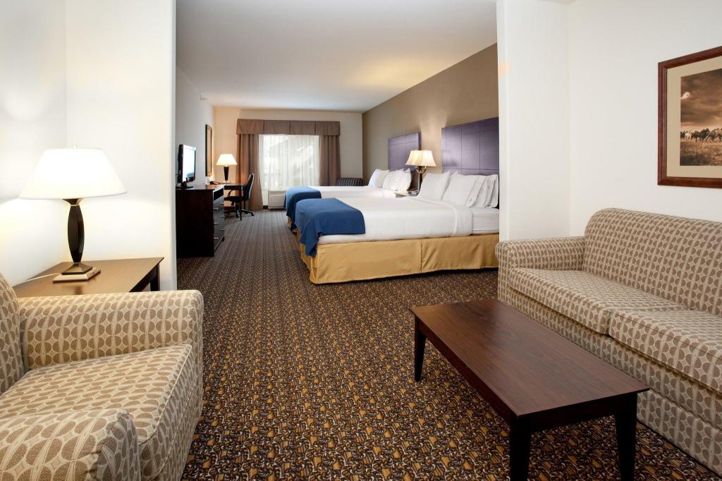 holiday inn express hotel and suites lander by ihg