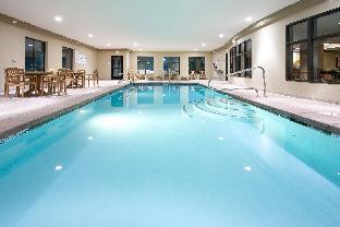holiday inn express hotel and suites lander by ihg