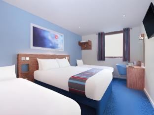 Travelodge Newcastle Whitemare Pool,,3 star