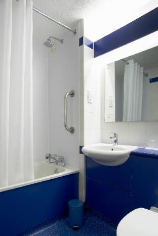 travelodge aberdeen bucksburn