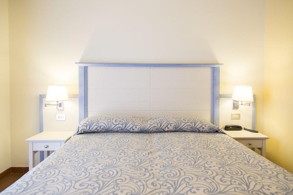 blu hotel laconia village