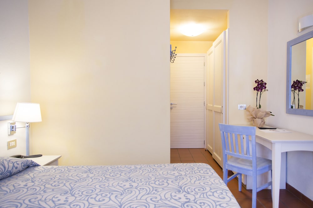 blu hotel laconia village