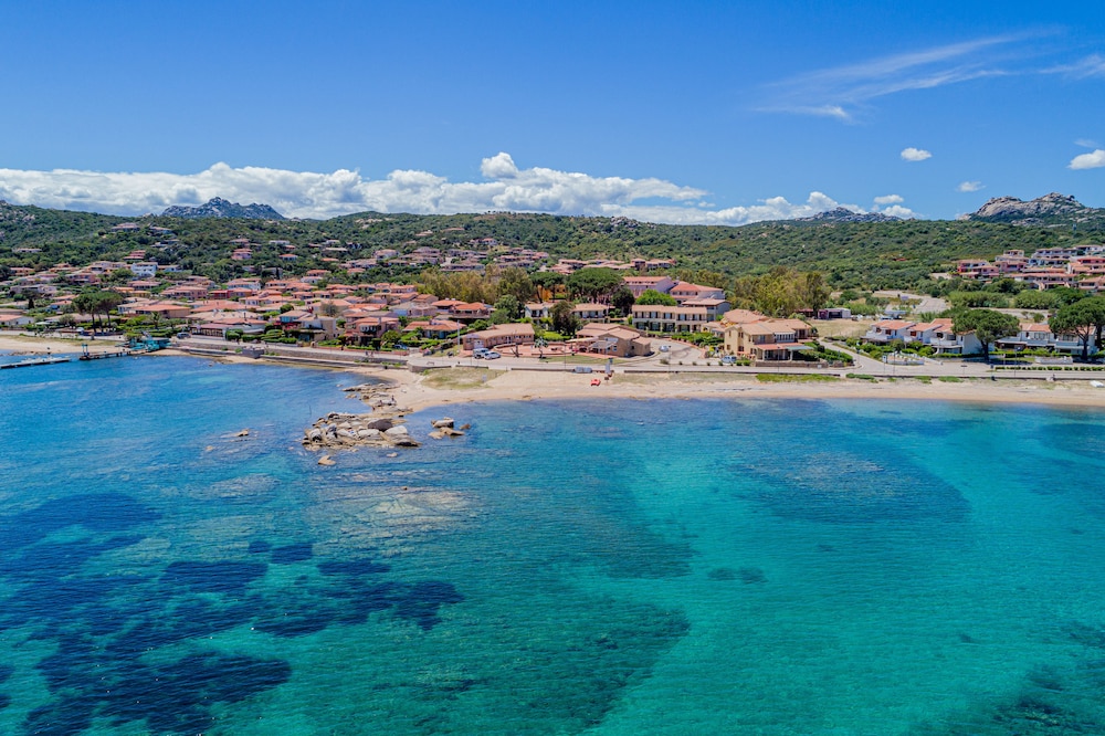 blu hotel laconia village