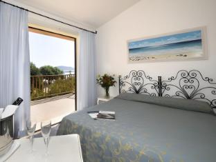 blu hotel laconia village