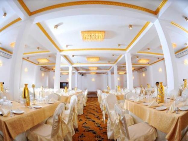 sanoreech hotel