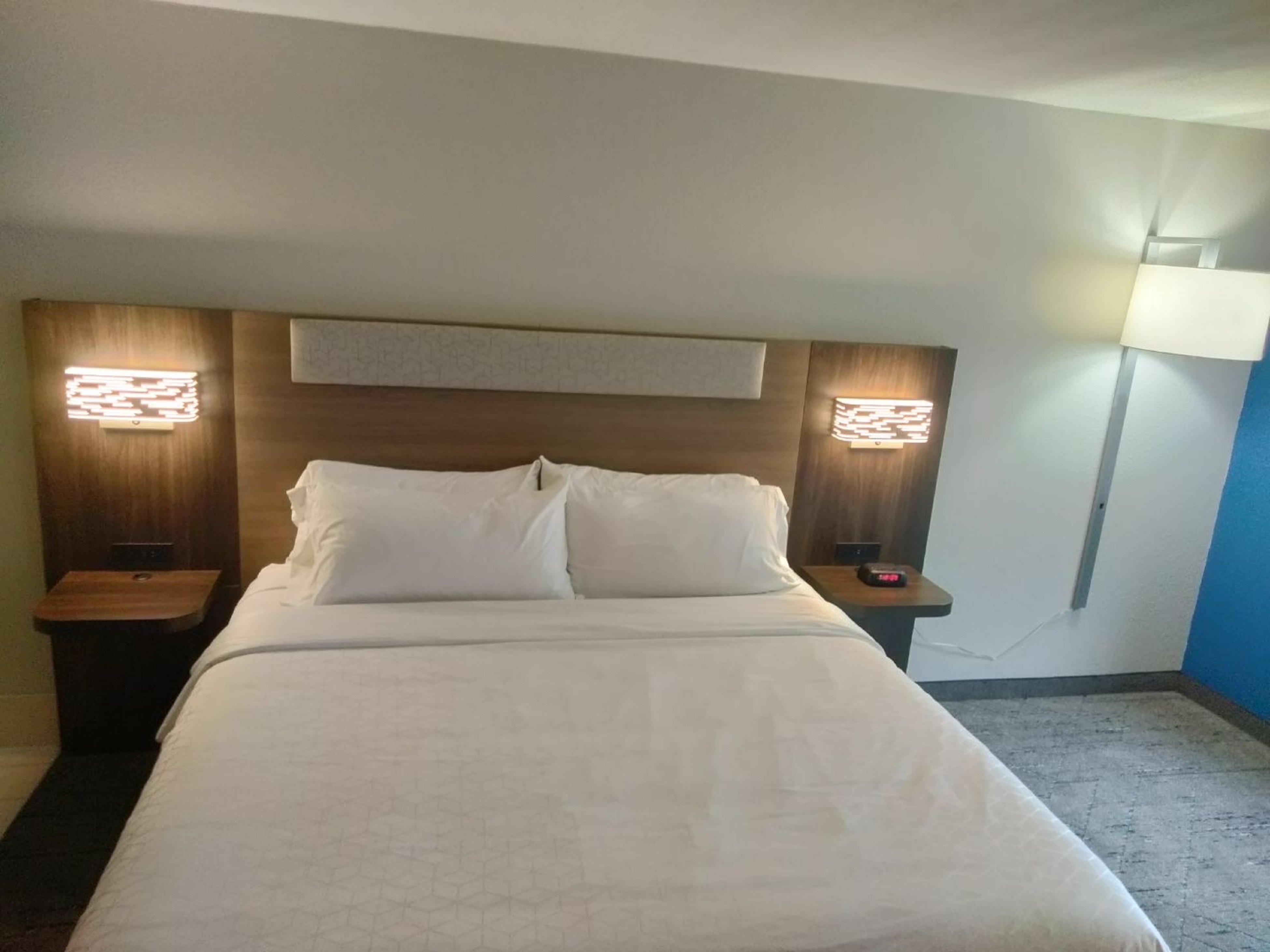 holiday inn express lapeer by ihg