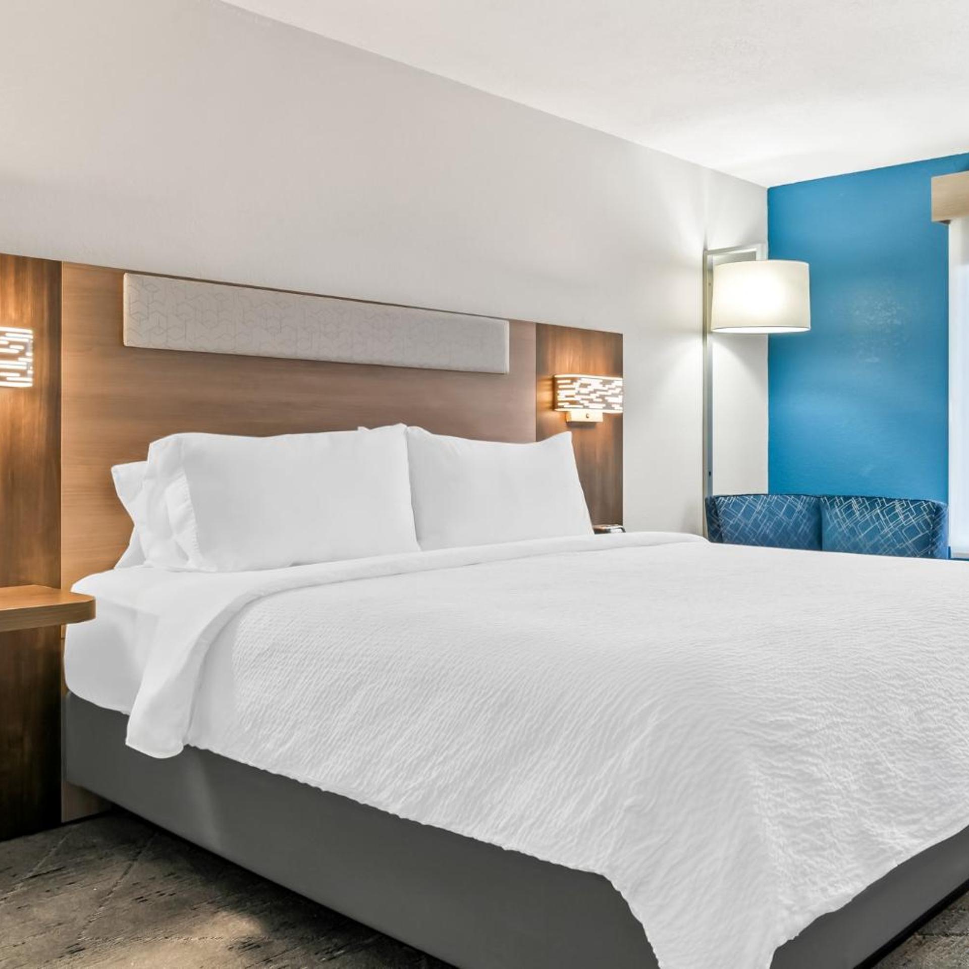 holiday inn express lapeer by ihg