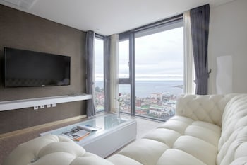 eins hotel