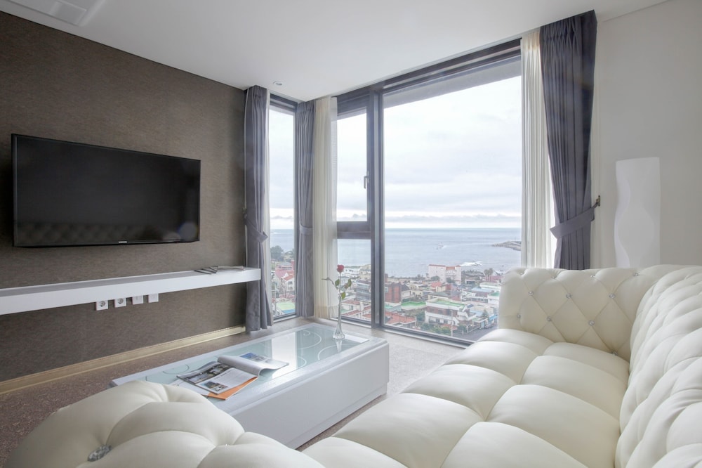 eins hotel