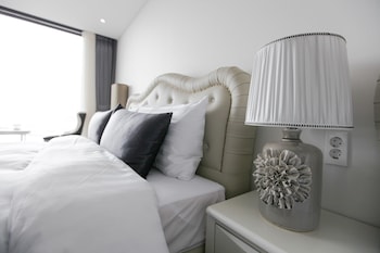 eins hotel
