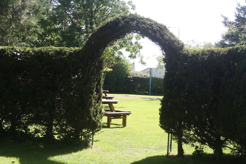 marsh farm hotel