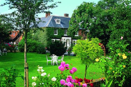 marsh farm hotel