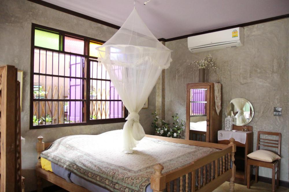 bang luang house