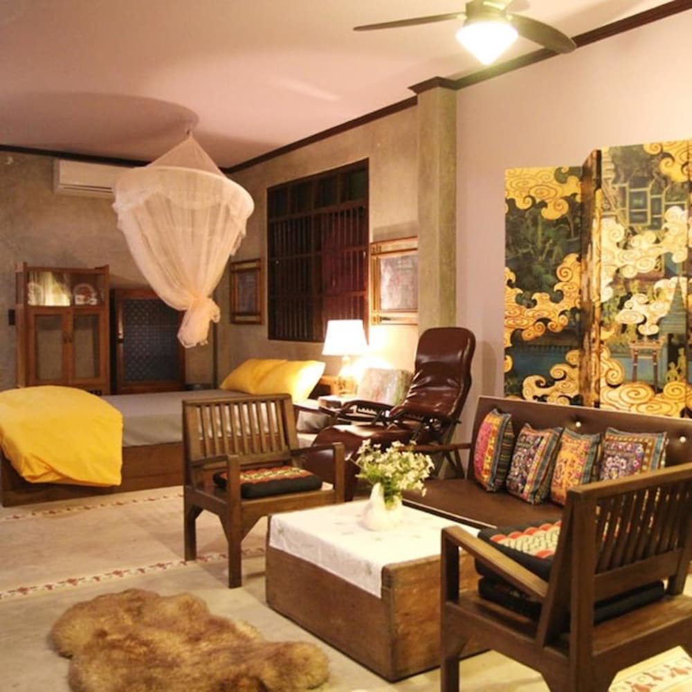 bang luang house