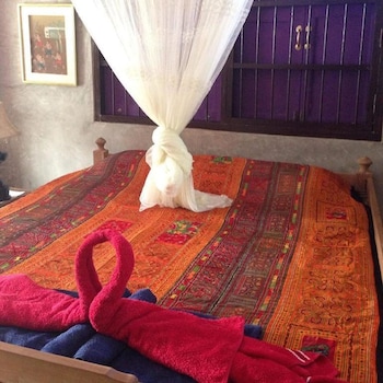 bang luang house