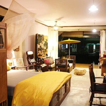 bang luang house