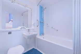 travelodge birmingham fort dunlop