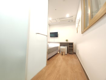 young residence hotel myeongdong