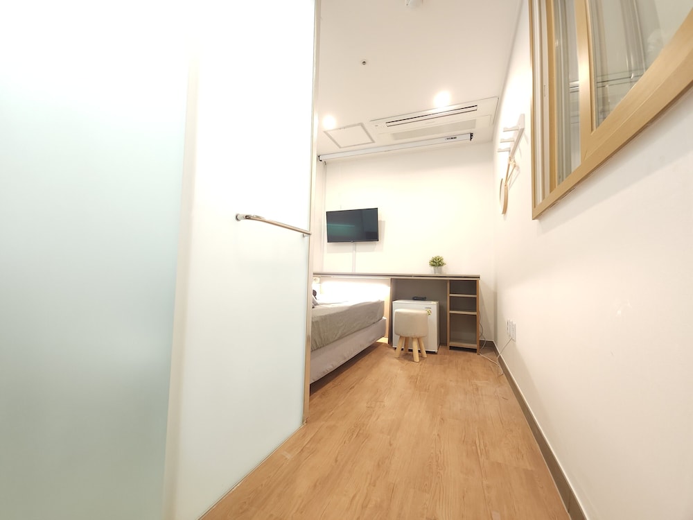 young residence hotel myeongdong