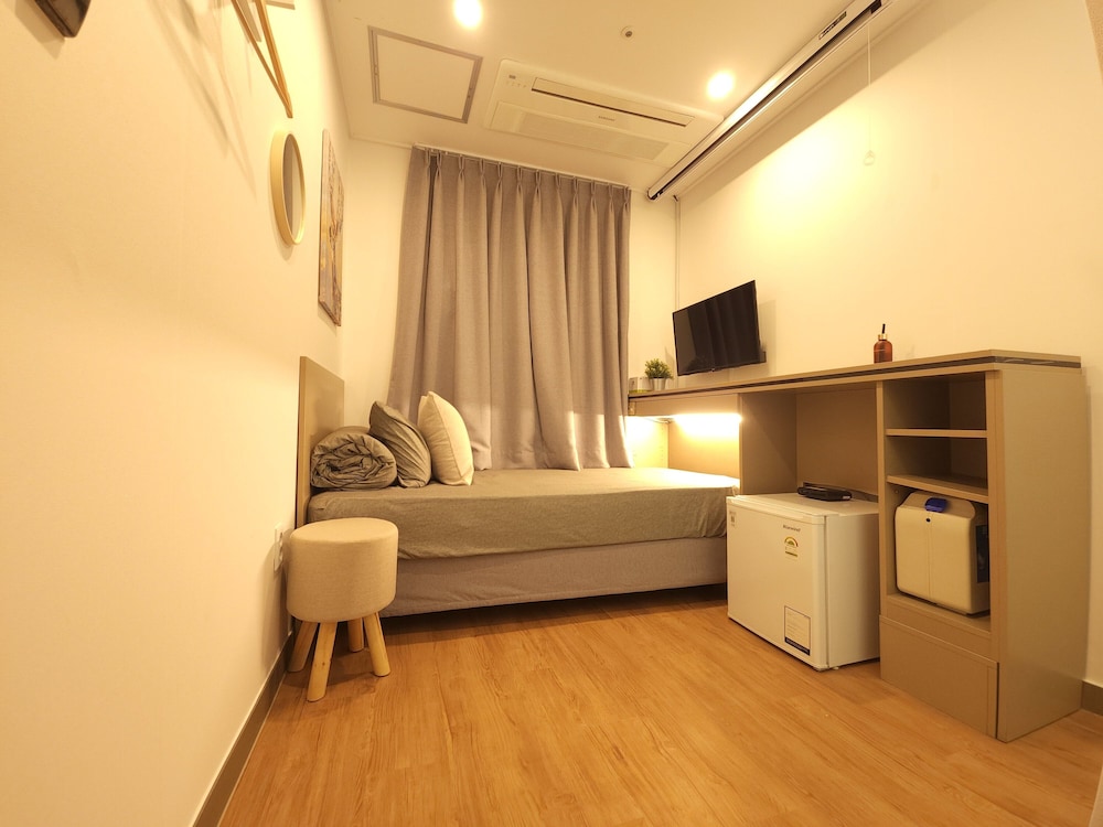 young residence hotel myeongdong