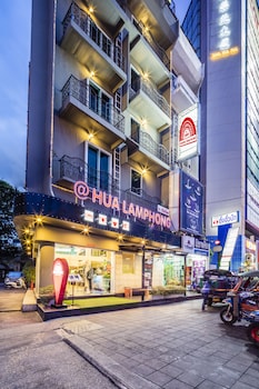 at hua lamphong hotel hostel