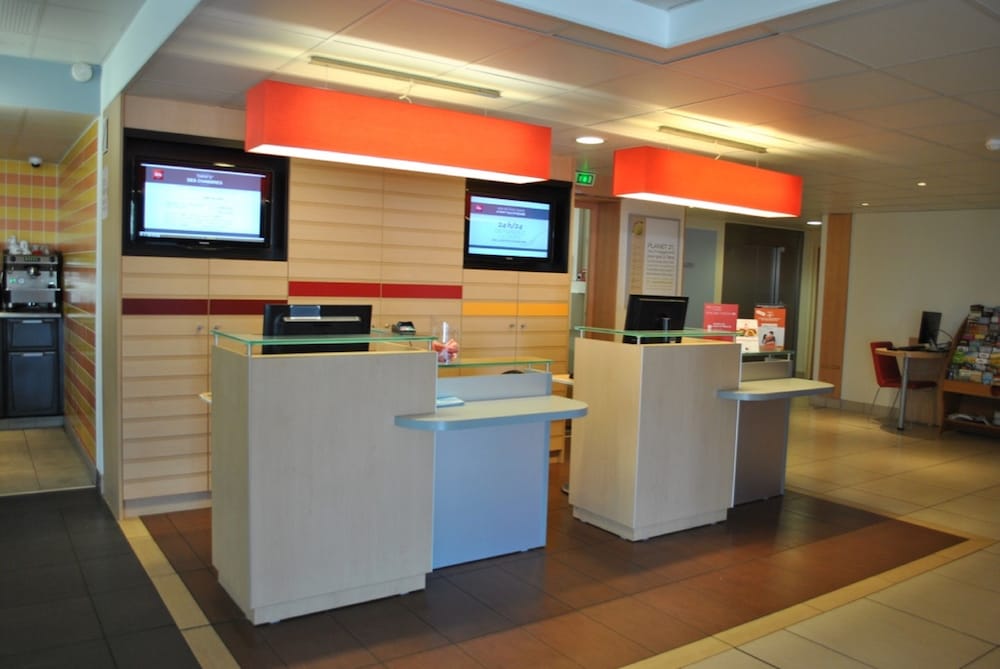 ibis loriol le pouzin