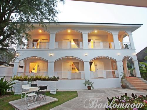 banlomnow hotel