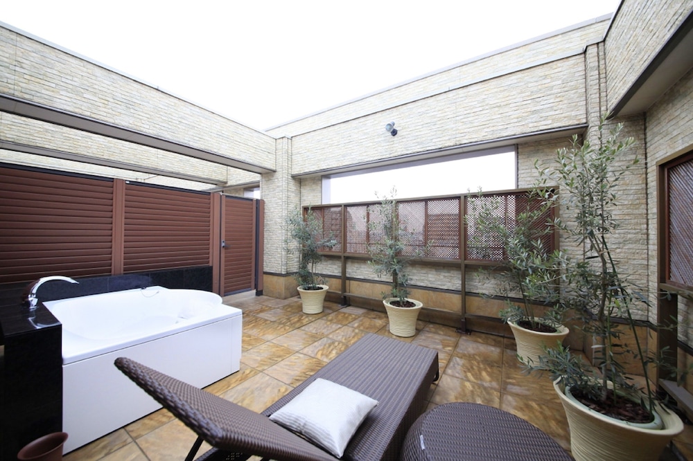 hotel coco grand kitasenju