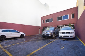 Oyo Hotel Brazil,Guadalajara,Estadio Jalisco,Zapopan>>Guadalajara,3 star