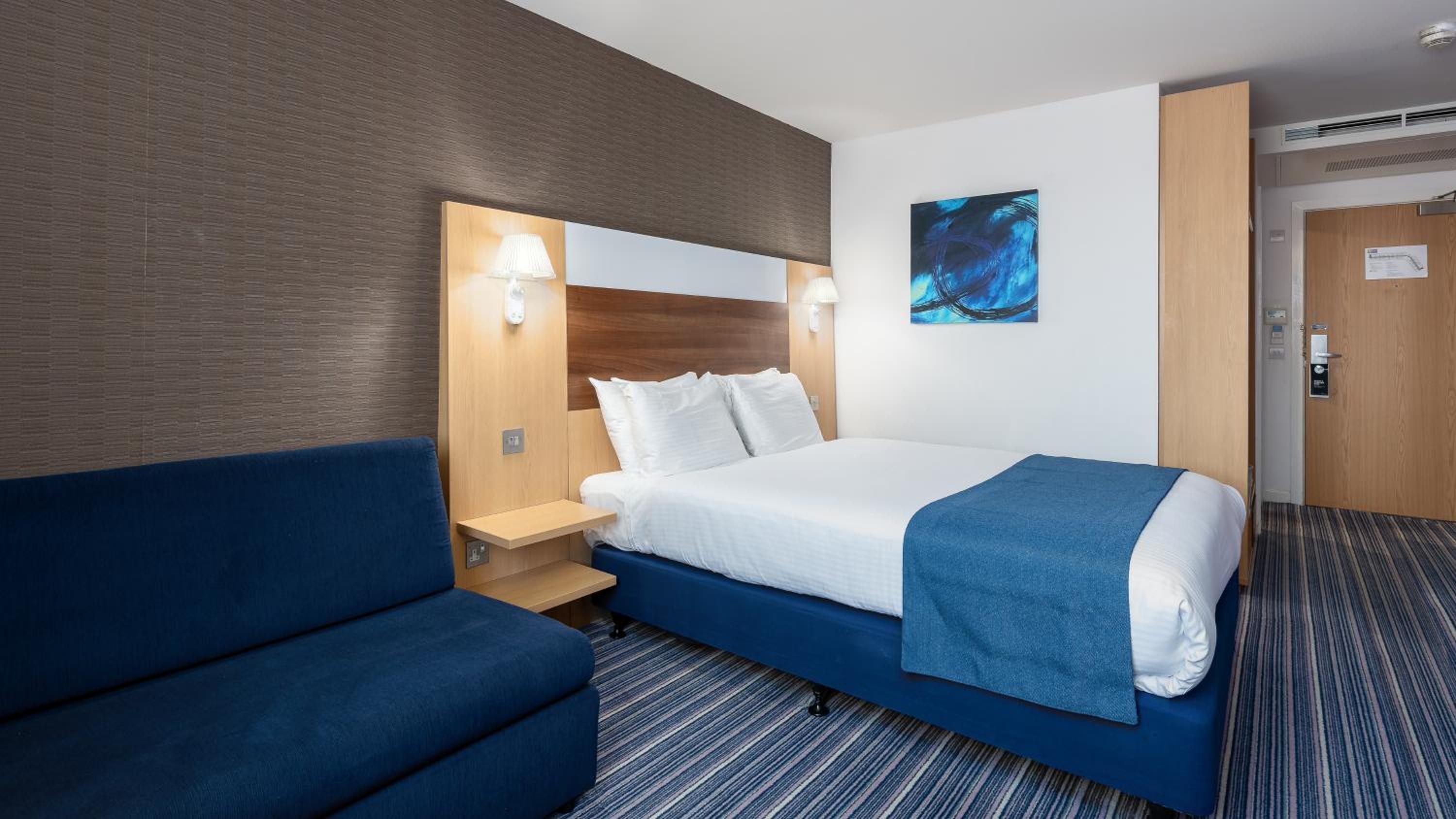 holiday inn express leigh sports village by ihg