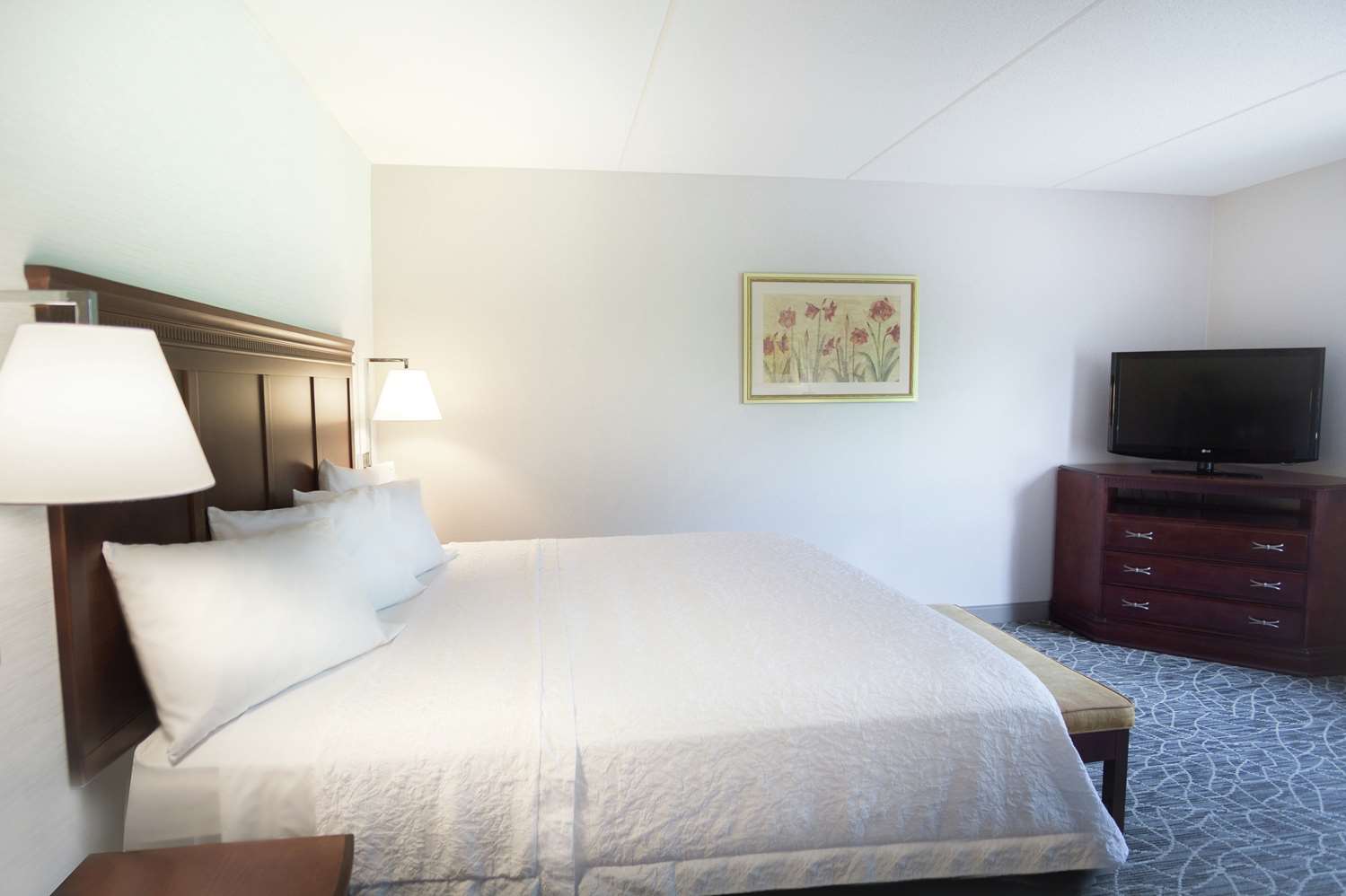 hampton inn and suites berkshires lenox