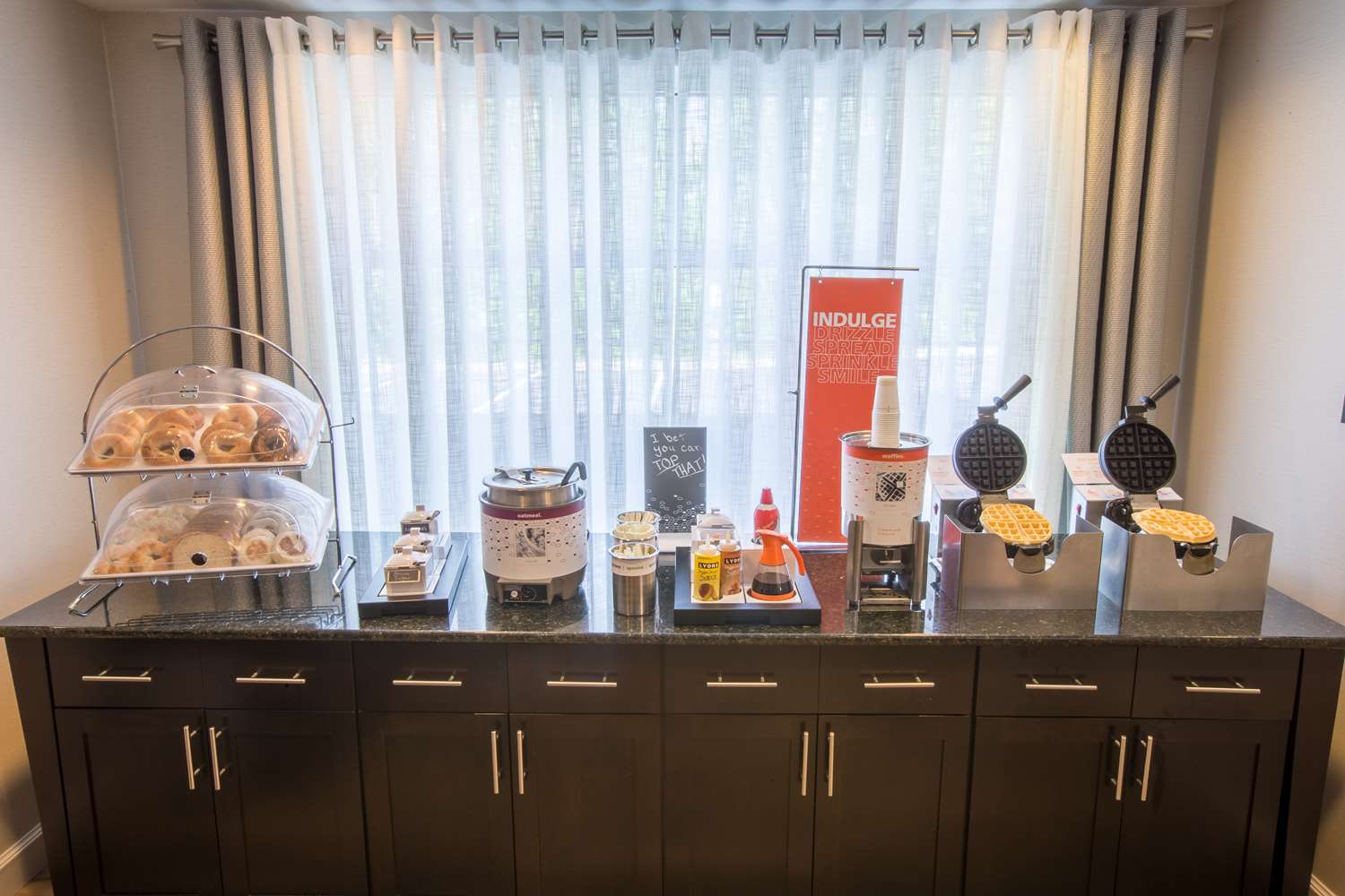 hampton inn and suites berkshires lenox