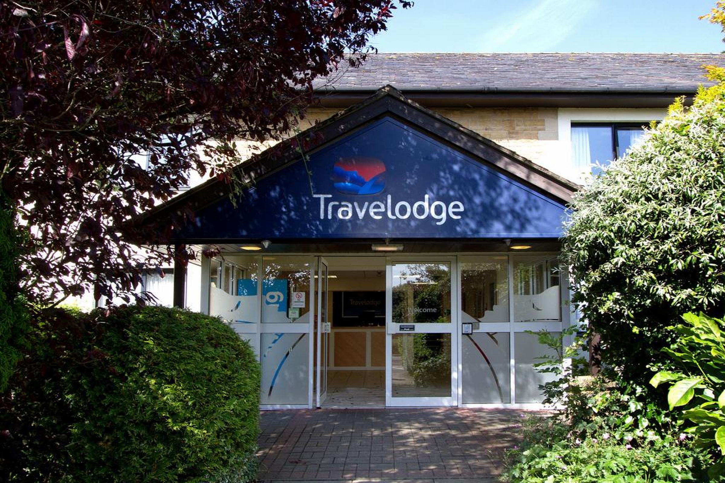 Travelodge Burton M6 Northbound,Burton-In-Kendal>>Blackpool,3 star
