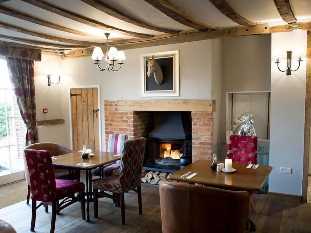 the white horse inn