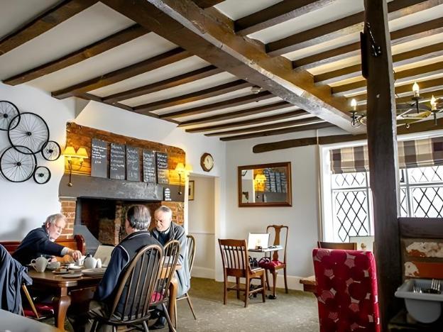 the white horse inn