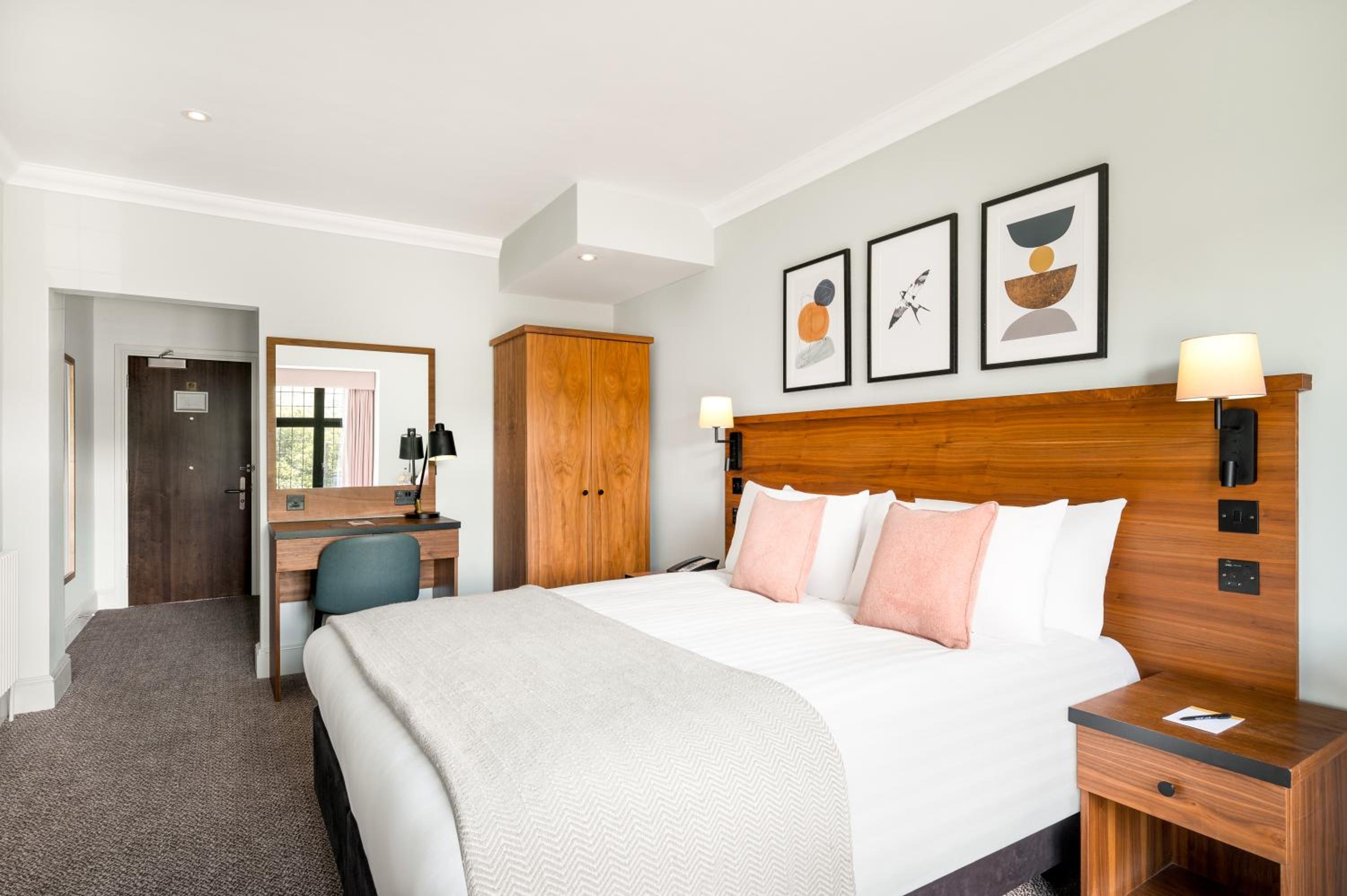 voco lythe hill hotel and spa by ihg