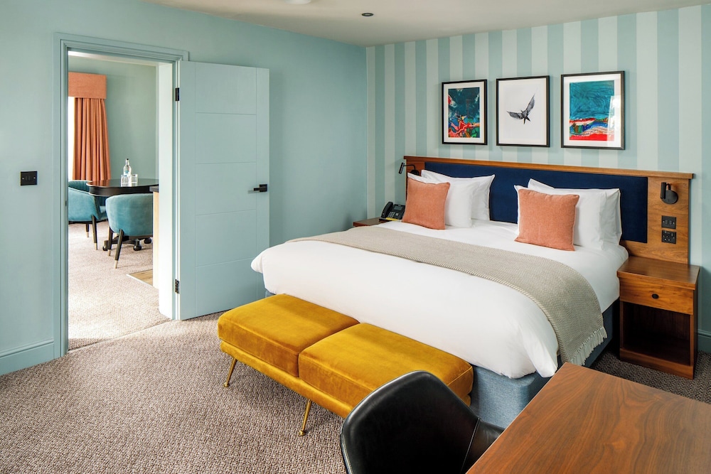 voco lythe hill hotel and spa by ihg