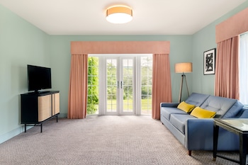 Voco Lythe Hill Hotel & Spa By Ihg,Chiddingfold>>Chichester,4 star