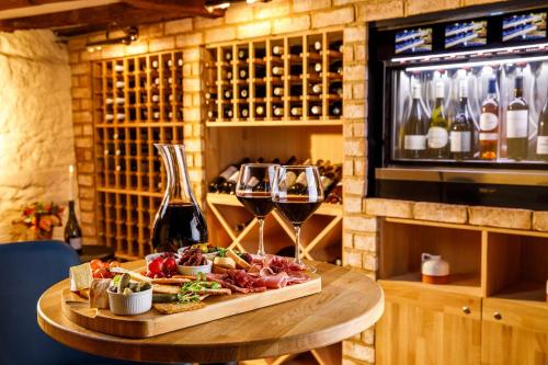 voco lythe hill hotel and spa by ihg