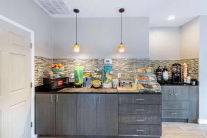 quality inn and suites