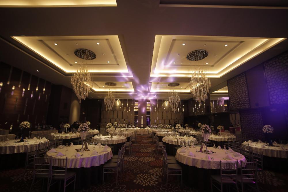 subic bay travelers hotel and event center