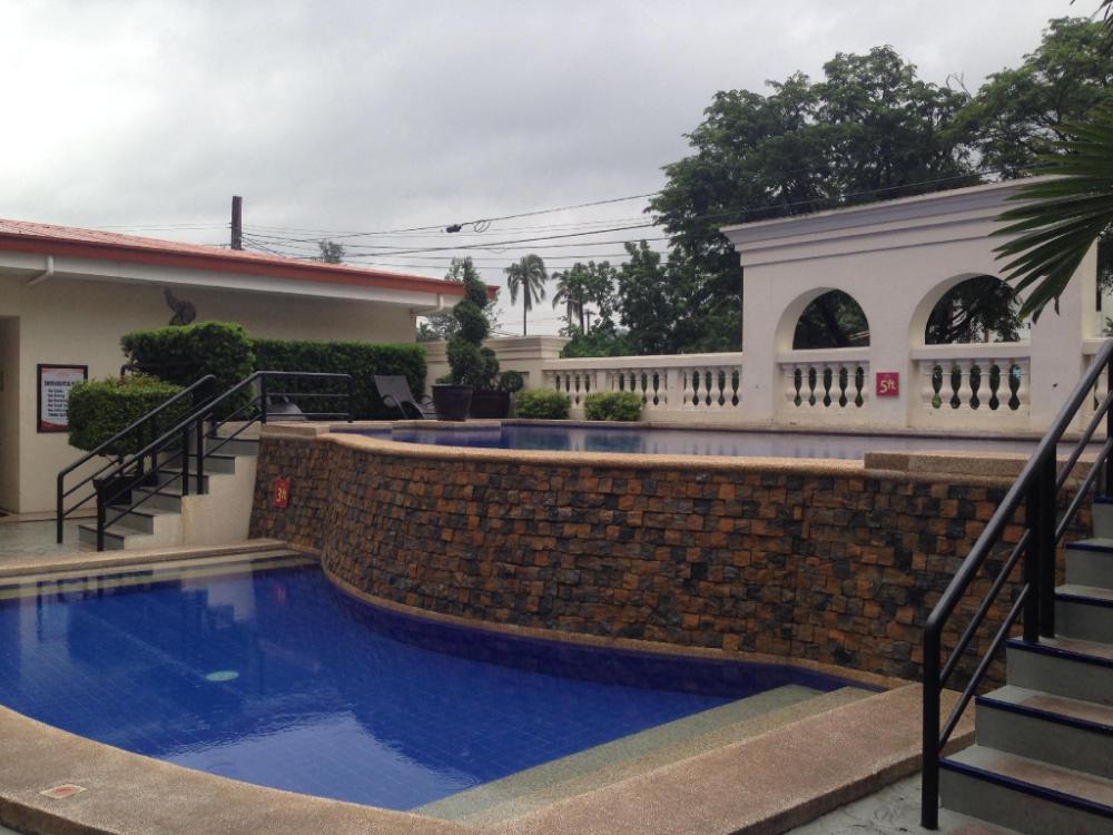 subic bay travelers hotel and event center