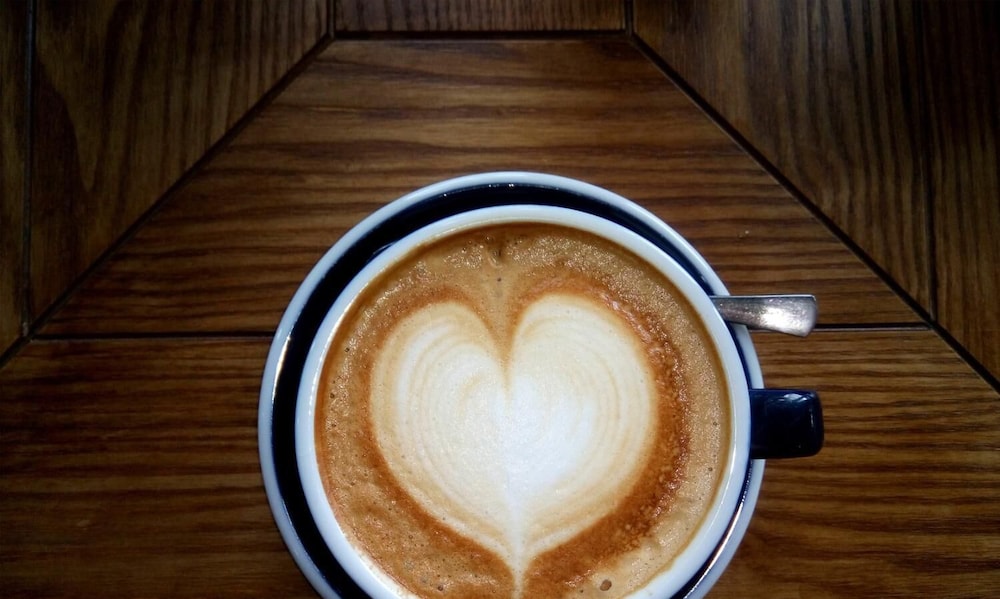 subic bay travelers hotel and event center