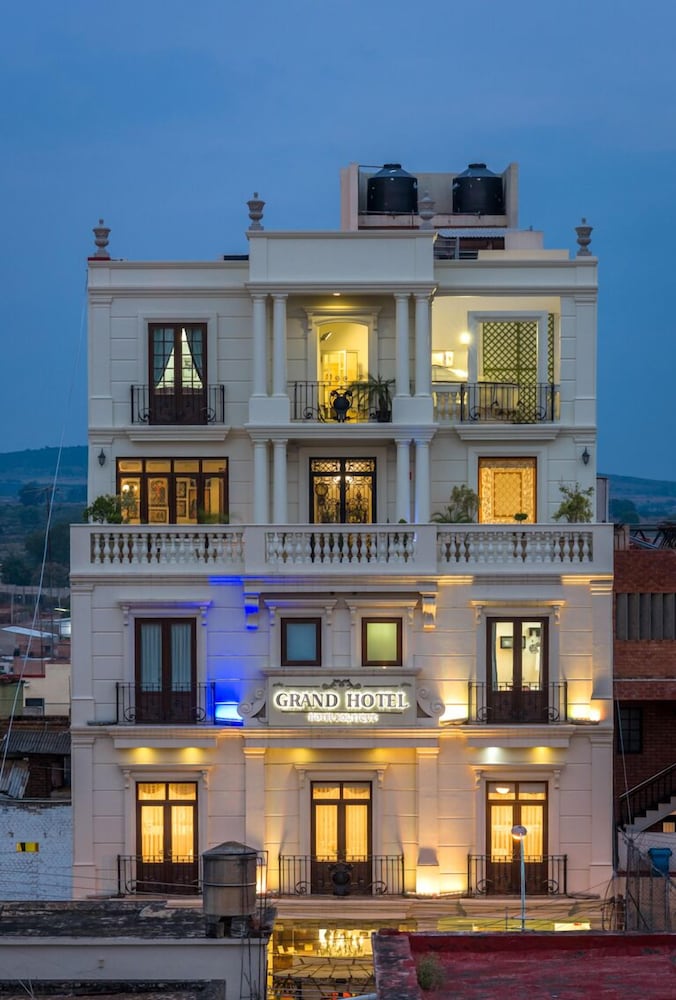 grand hotel tepatitlan