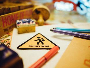 on my way taipei youth hostel