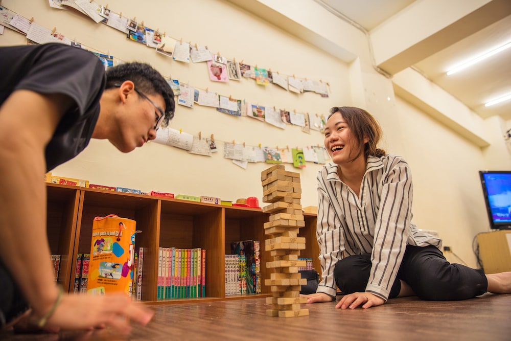 on my way taipei youth hostel